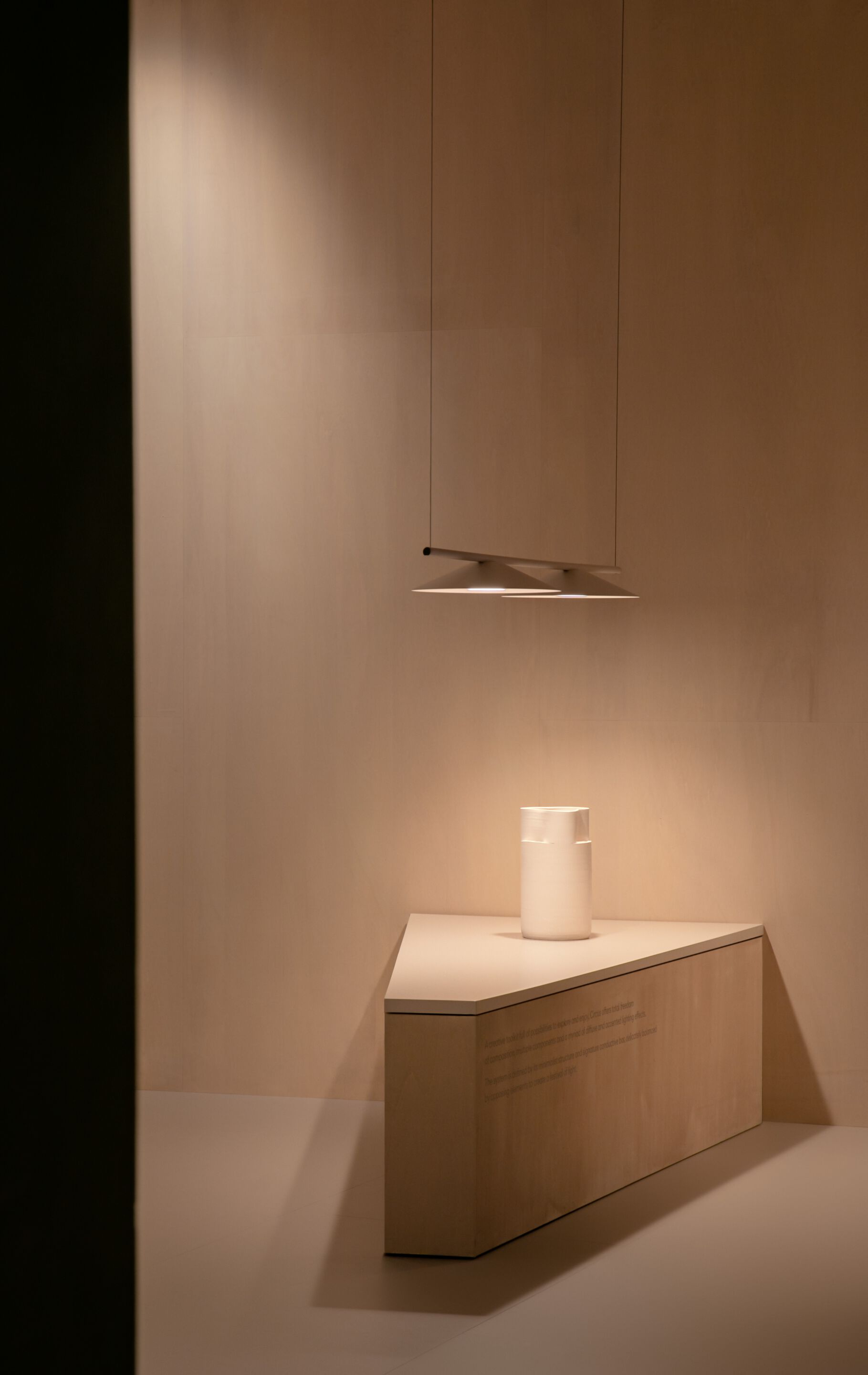 Алюминиевый светодиодный подвесной светильник Vibia Circus Solo ARCH-00145199