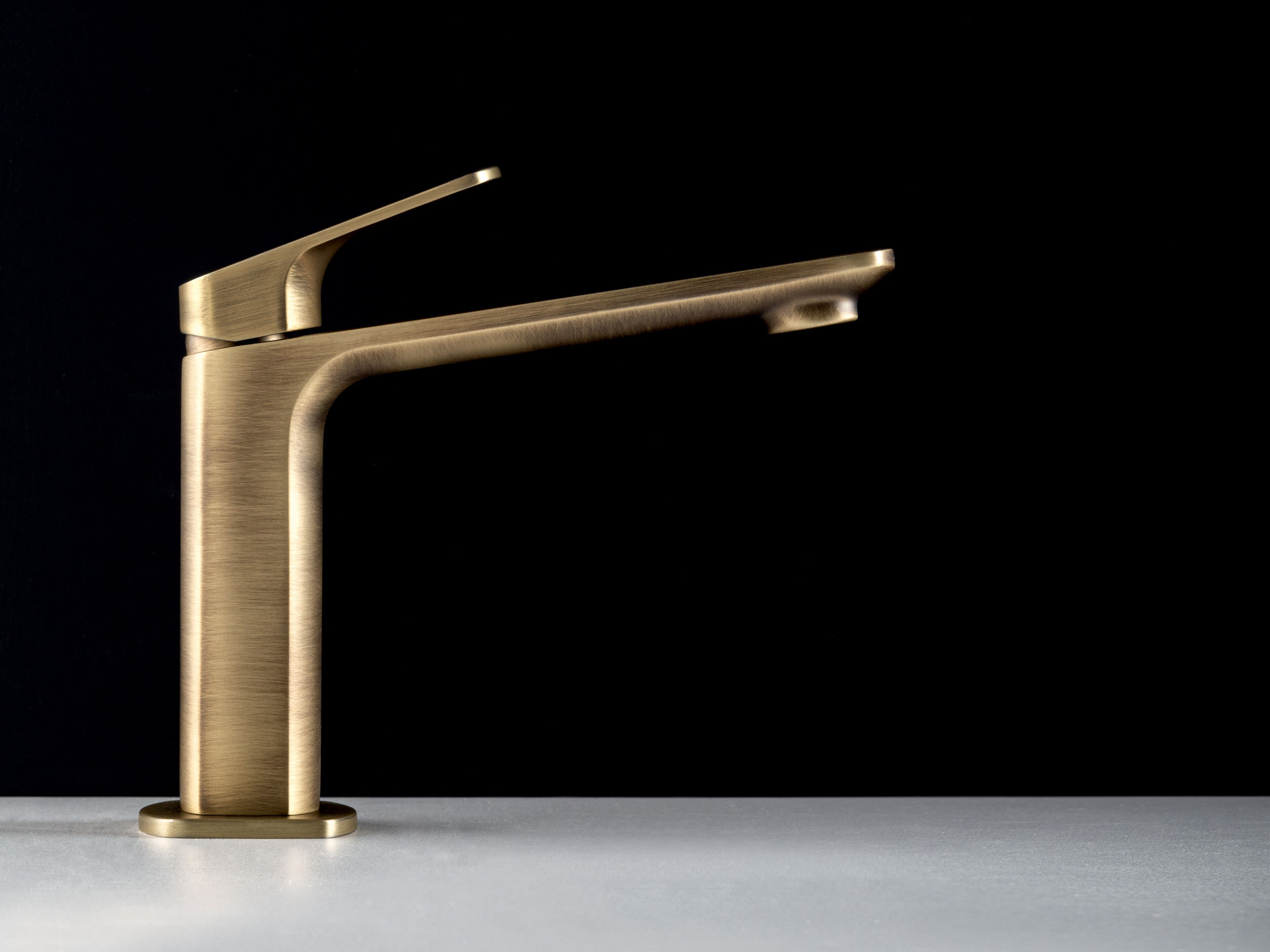 Смеситель для раковины Zazzeri Surf ARCH-00013020 - Вид №1