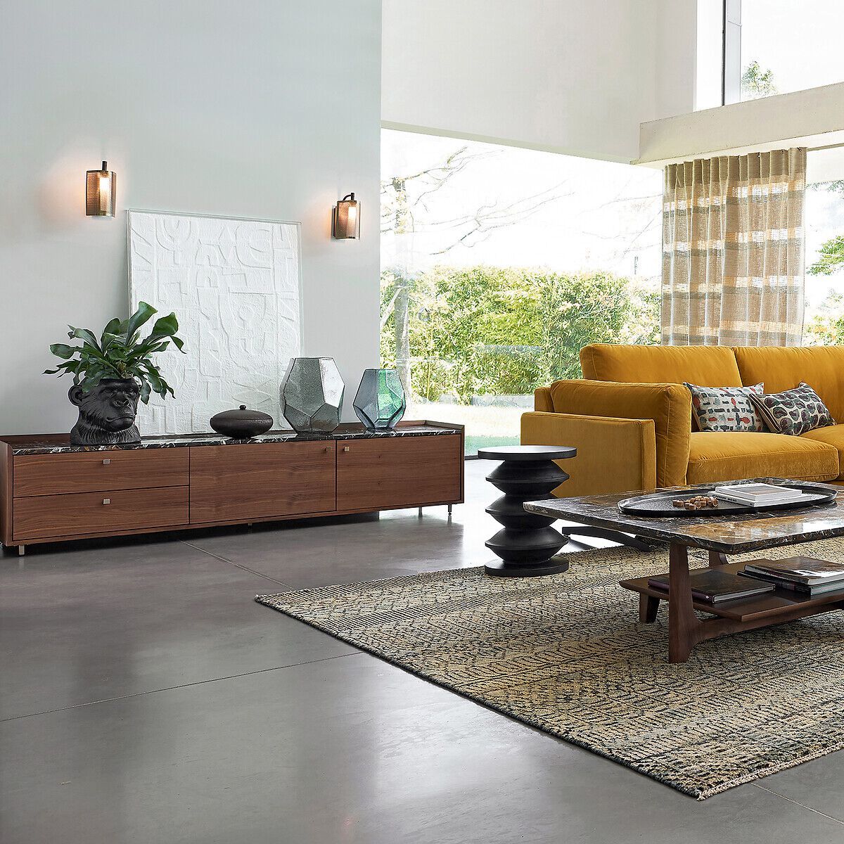 Шкаф для телевизора из дерева и мрамора с распашными дверцами AMPM Noham ARCH-00056662 - Вид №3