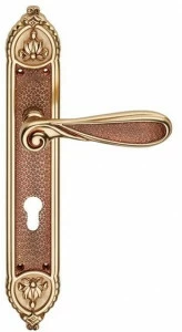 LINEA CALI' Латунная ручка на пластине Aisha