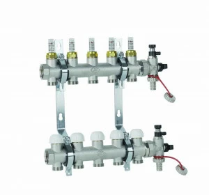 Carlo Poletti KF5552010Q Группа регулировки для отопительных панелей с подающим насосом и распределительным коллектором.