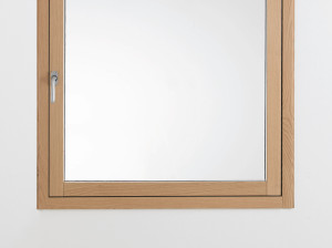 Ламинированное деревянное окно