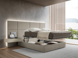 Двуспальная кровать из ткани с высоким изголовьем