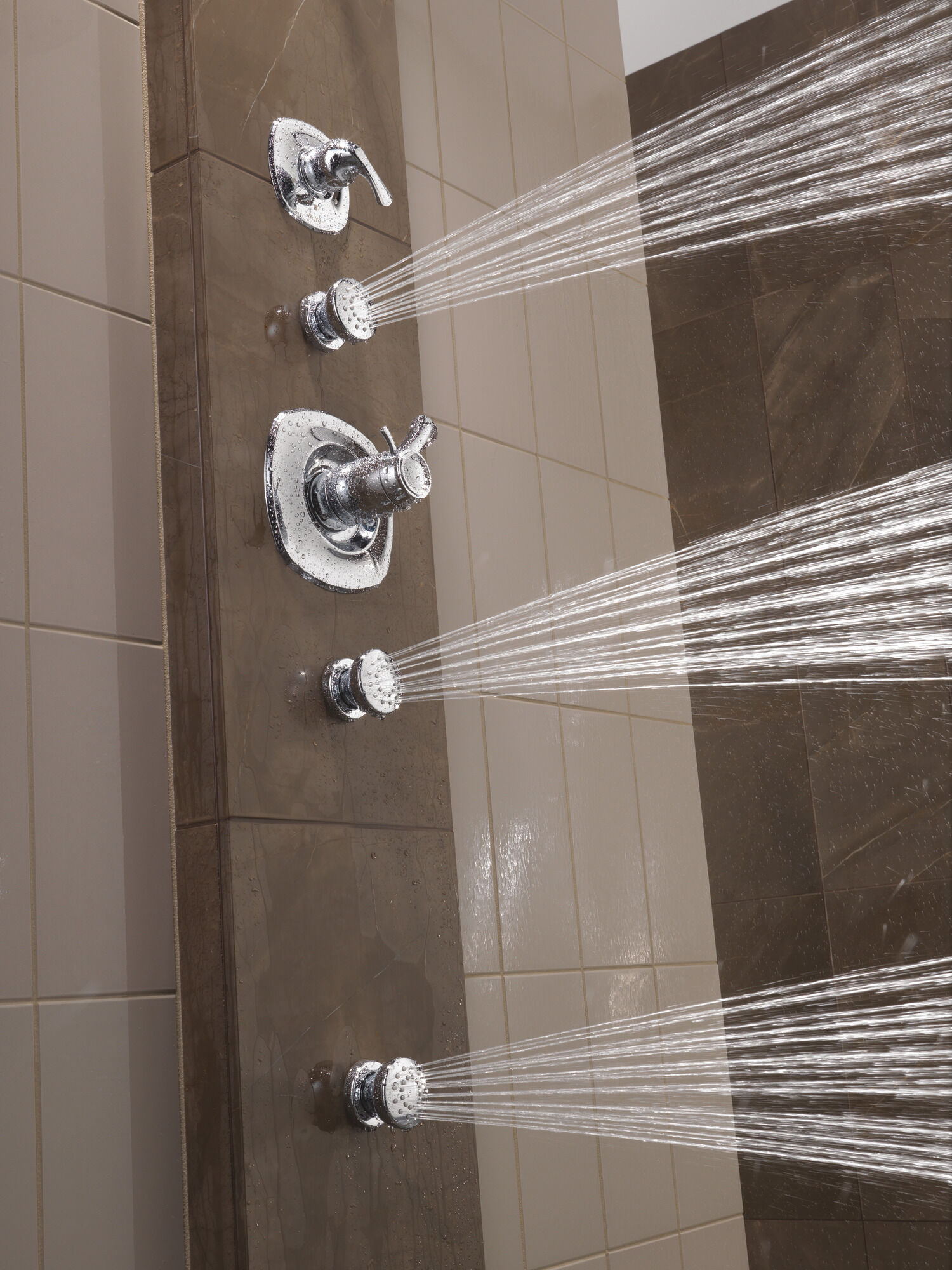 50102-BL Спрей для тела для поверхностного монтажа Delta Faucet Delta Матовый черный - Вид №4