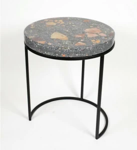 KAROISTANBUL Круглый журнальный столик ручной работы из венецианского терраццо Complementi d'arredo