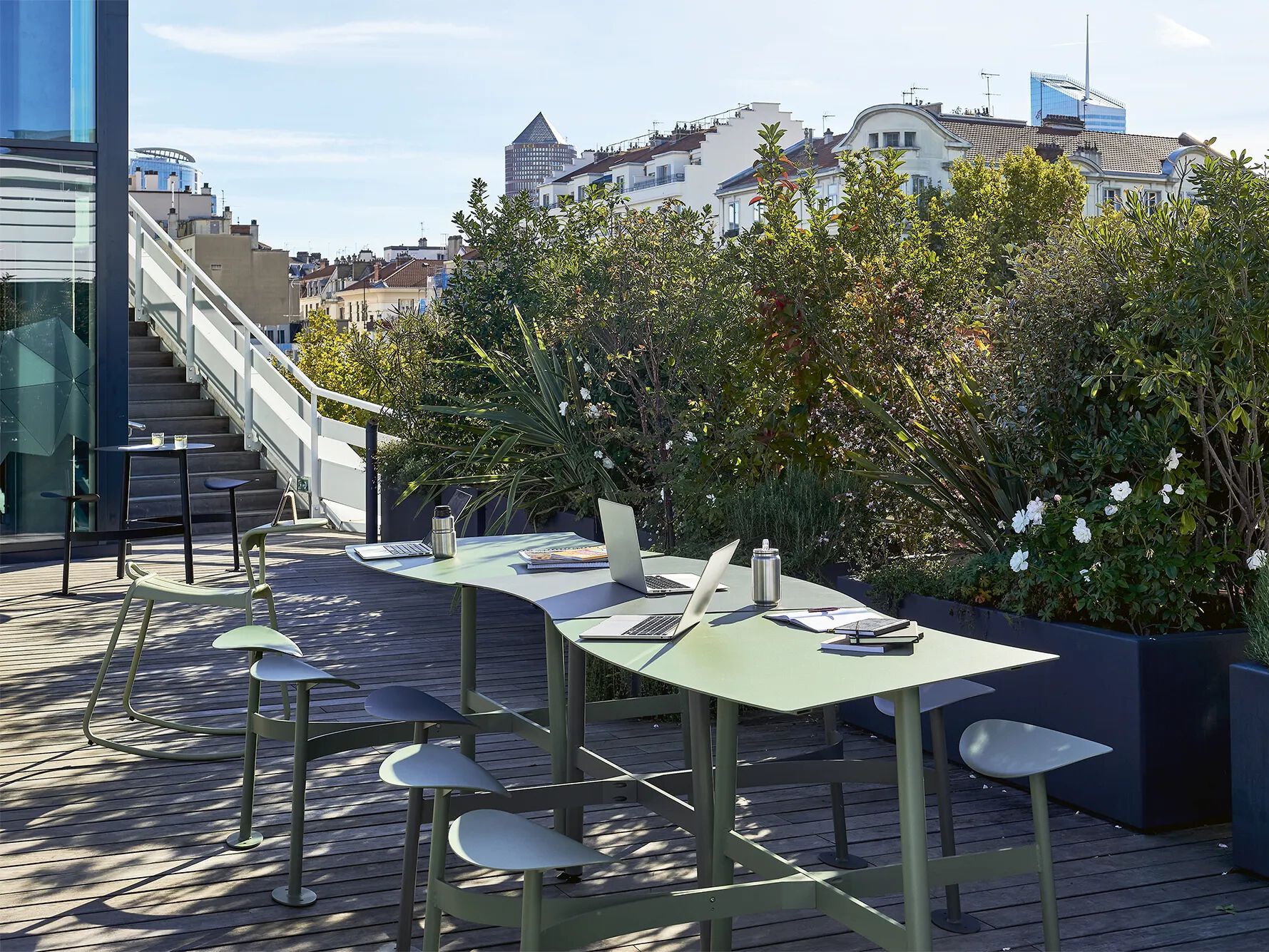 3-местный квадратный модульный стол со встроенными сиденьями Fermob Bolder ARCH-00089159 - Вид №4