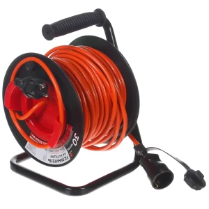 ЗАЩИТА ПРО: Садовый удлинитель на катушке с заземлением 30 метров 81951335