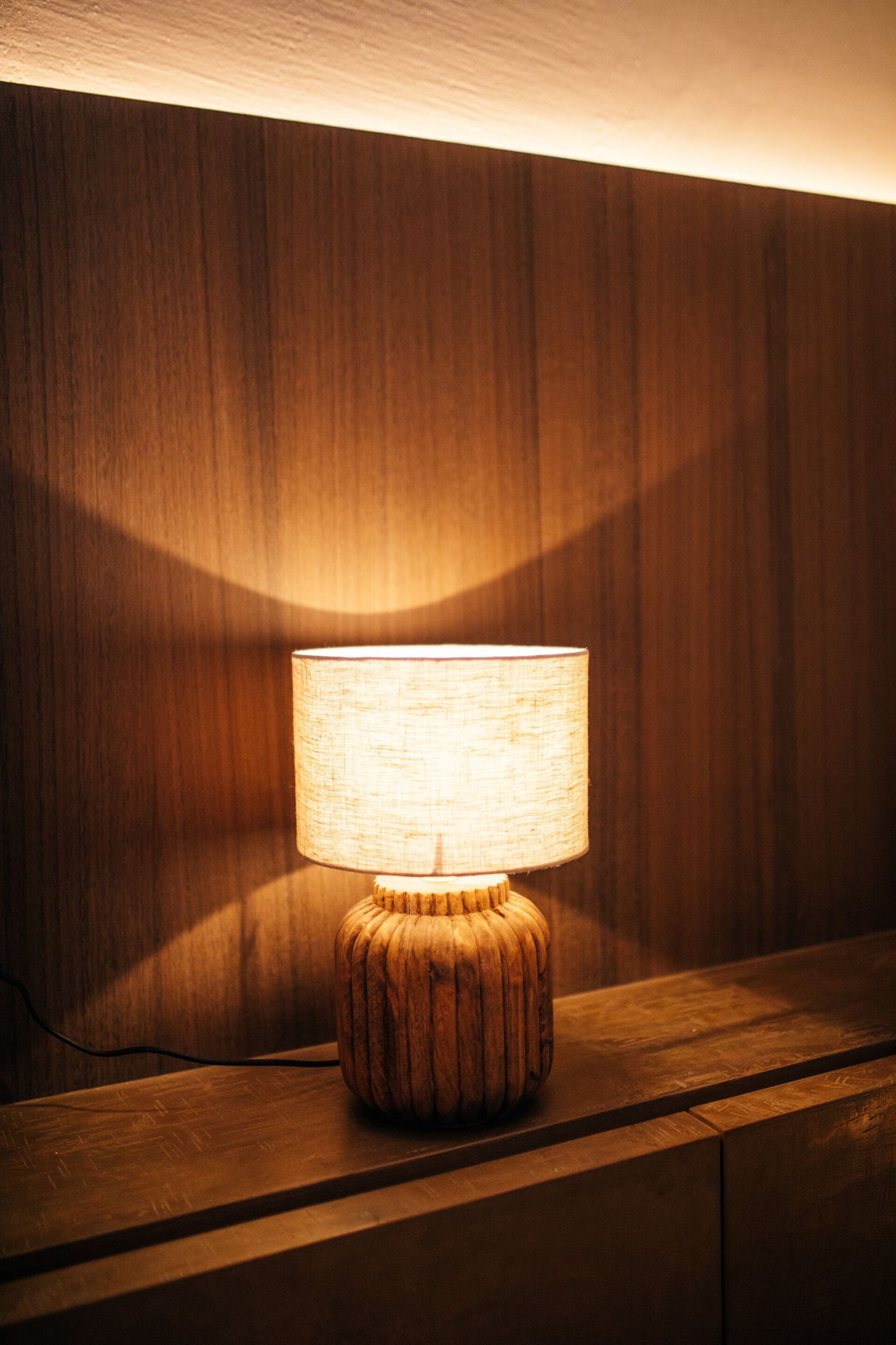 Настольная лампа из манго POMAX LAMPEDUSA ARCH-00021818 - Вид №2