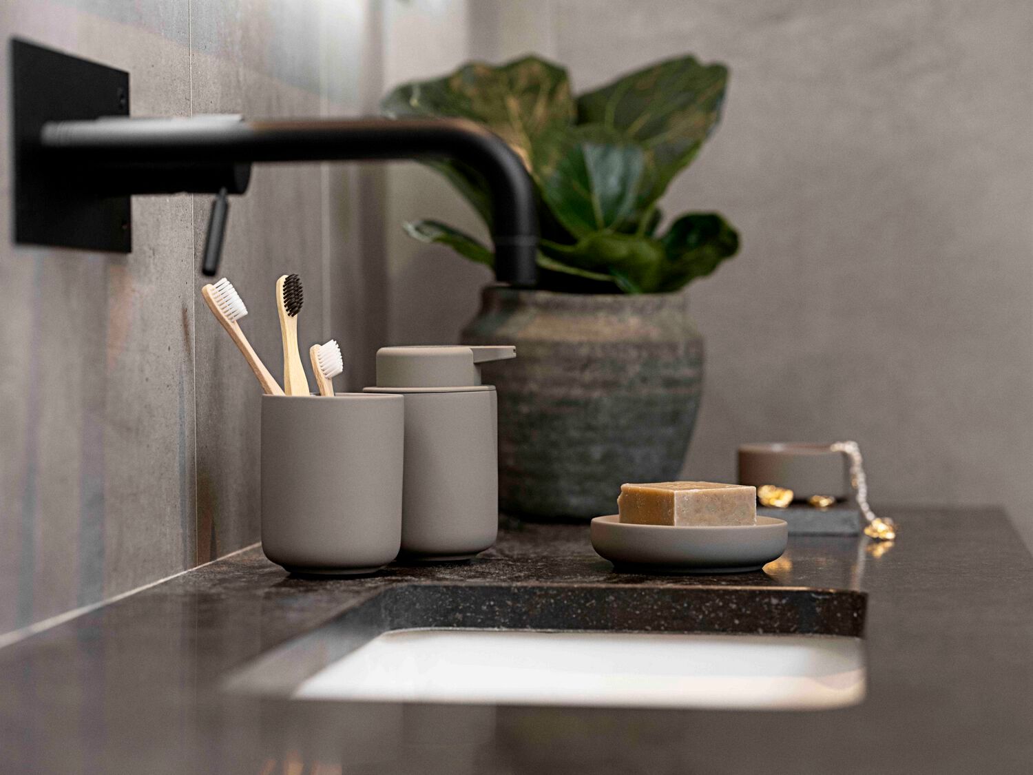 Фарфоровый дозатор мыла ZONE DENMARK Ume ARCH-00138497 - Вид №18