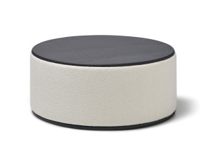 Круглый журнальный столик из ткани