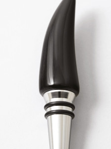 Крышка бутылки рога