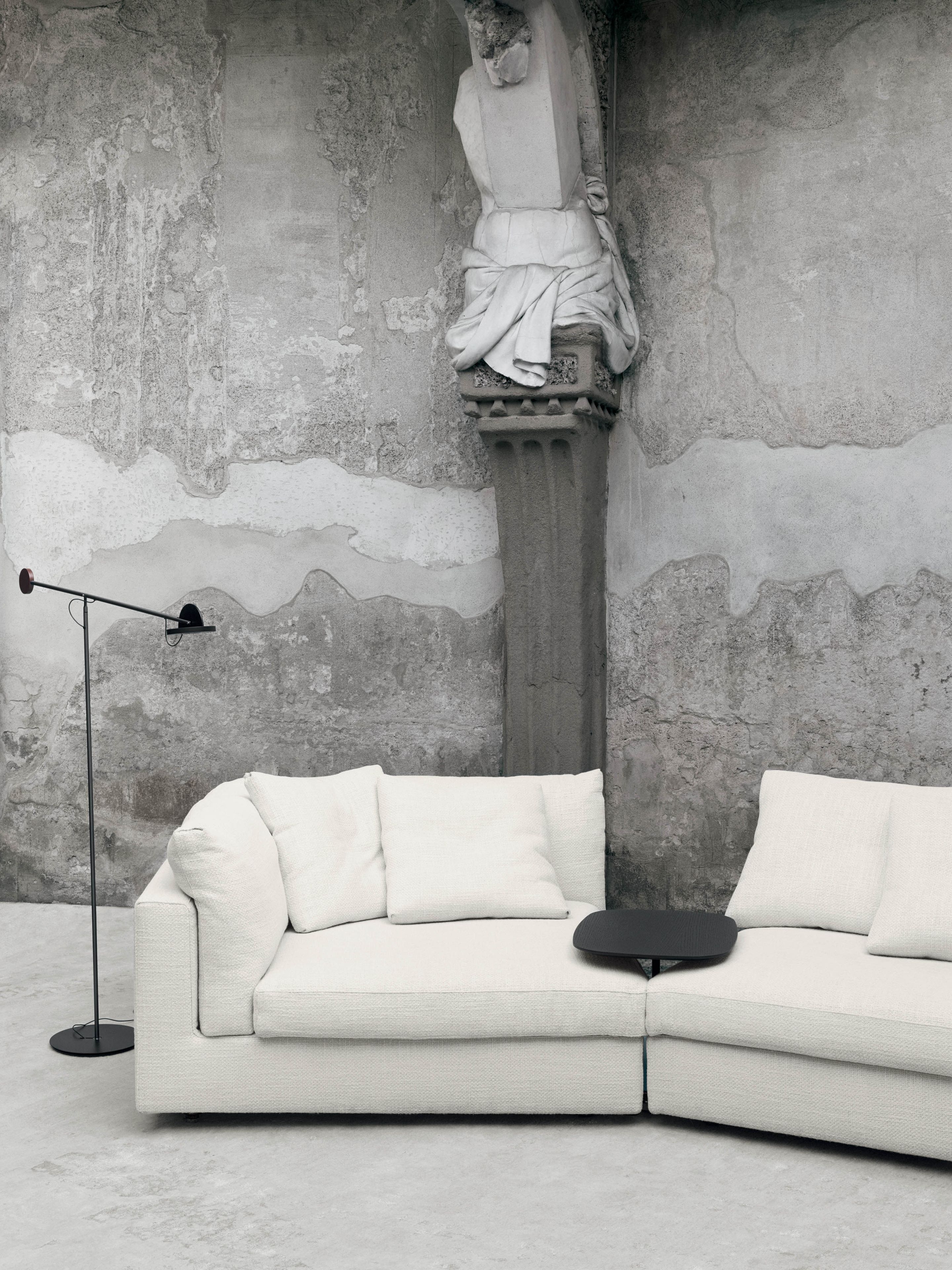 Тканевый диван с полуостровом Living Divani Floyd ARCH-00010742