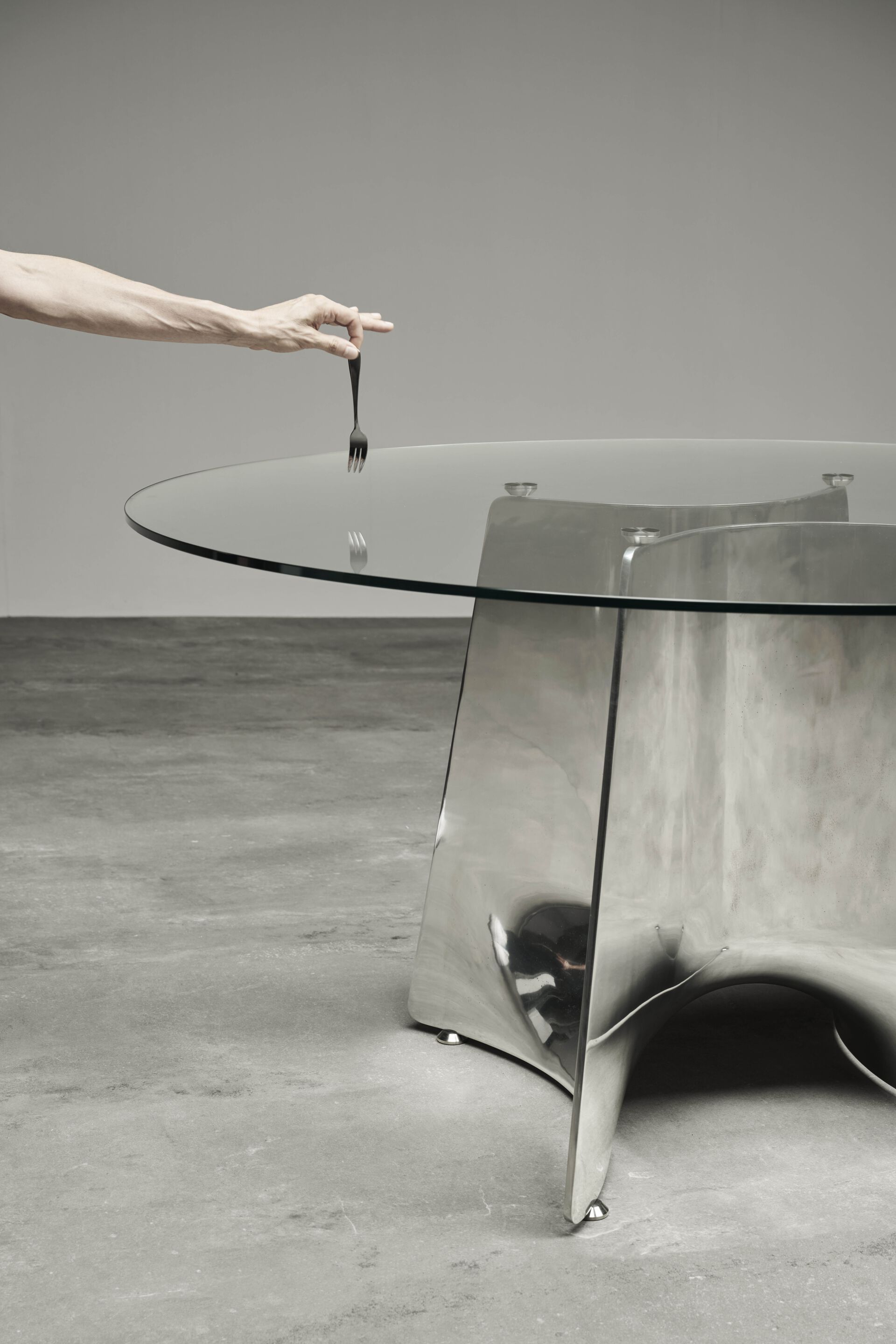 Круглый стол из алюминия и стекла BALERI ITALIA Bentz ARCH-00030100 - Вид №6