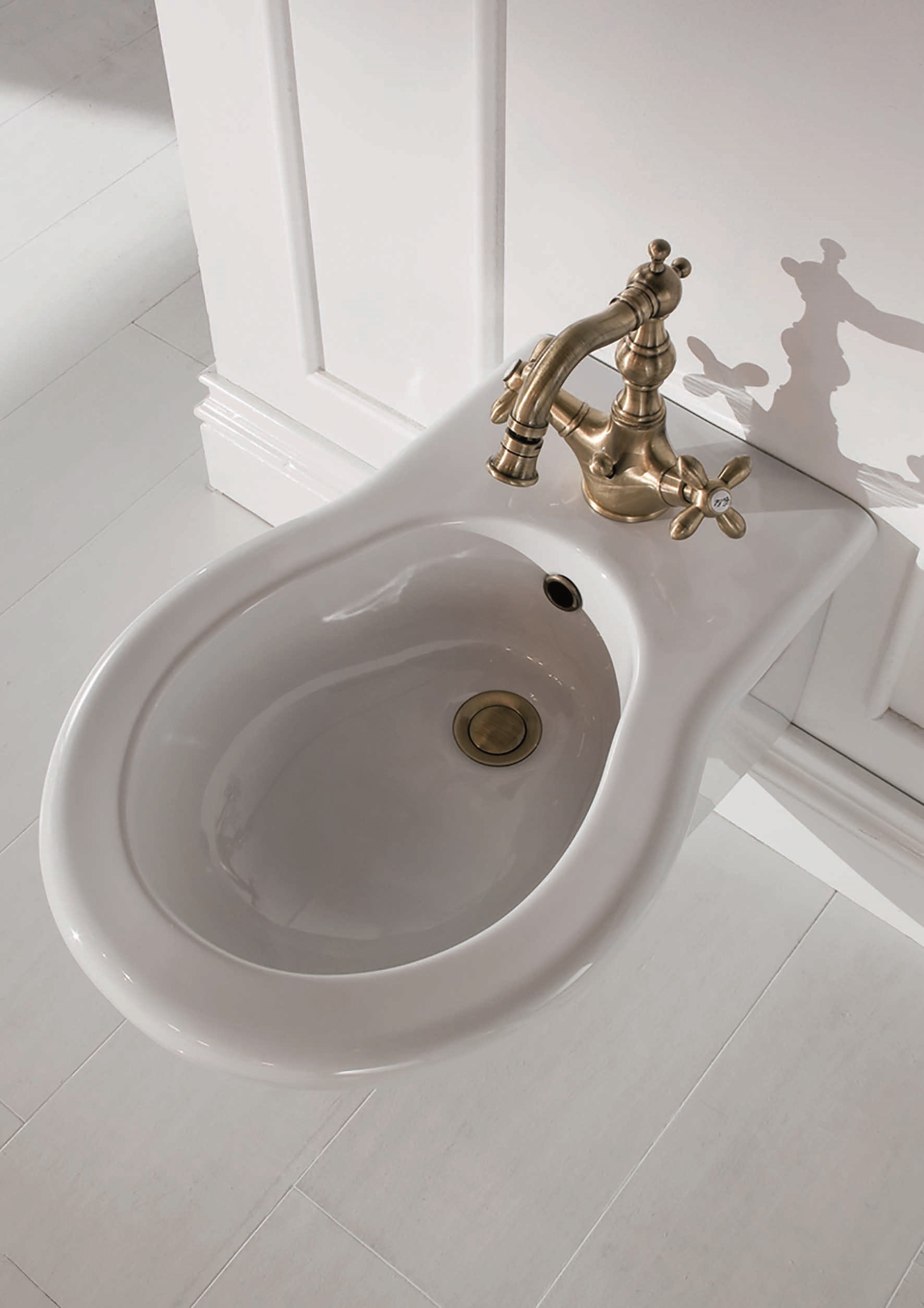 490 PGRH03 — Bidet Gaia  Richmond - Вид №1