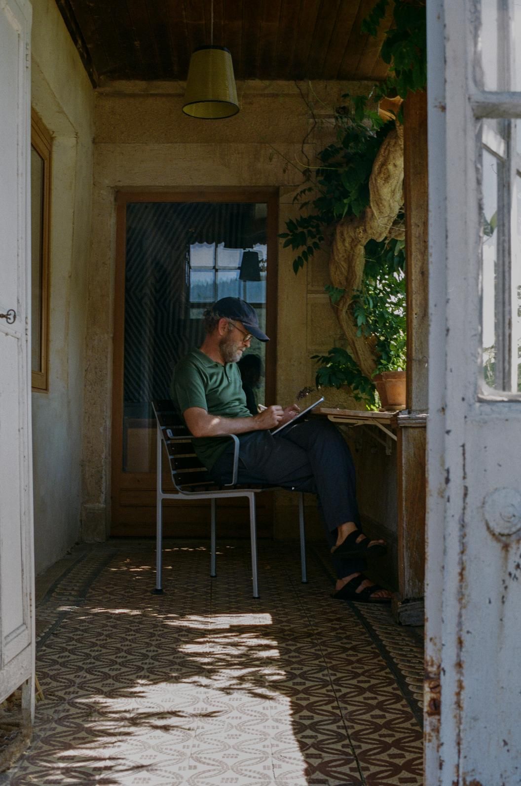 Ясень сад стул с подлокотниками Hay Траверс ARCH-00043210 - Вид №2