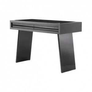 Стол / NEW IN TOWN