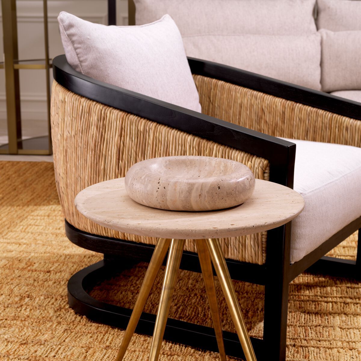 Кресло с подлокотниками Eichholtz ARUBA ARCH-00151047 - Вид №1