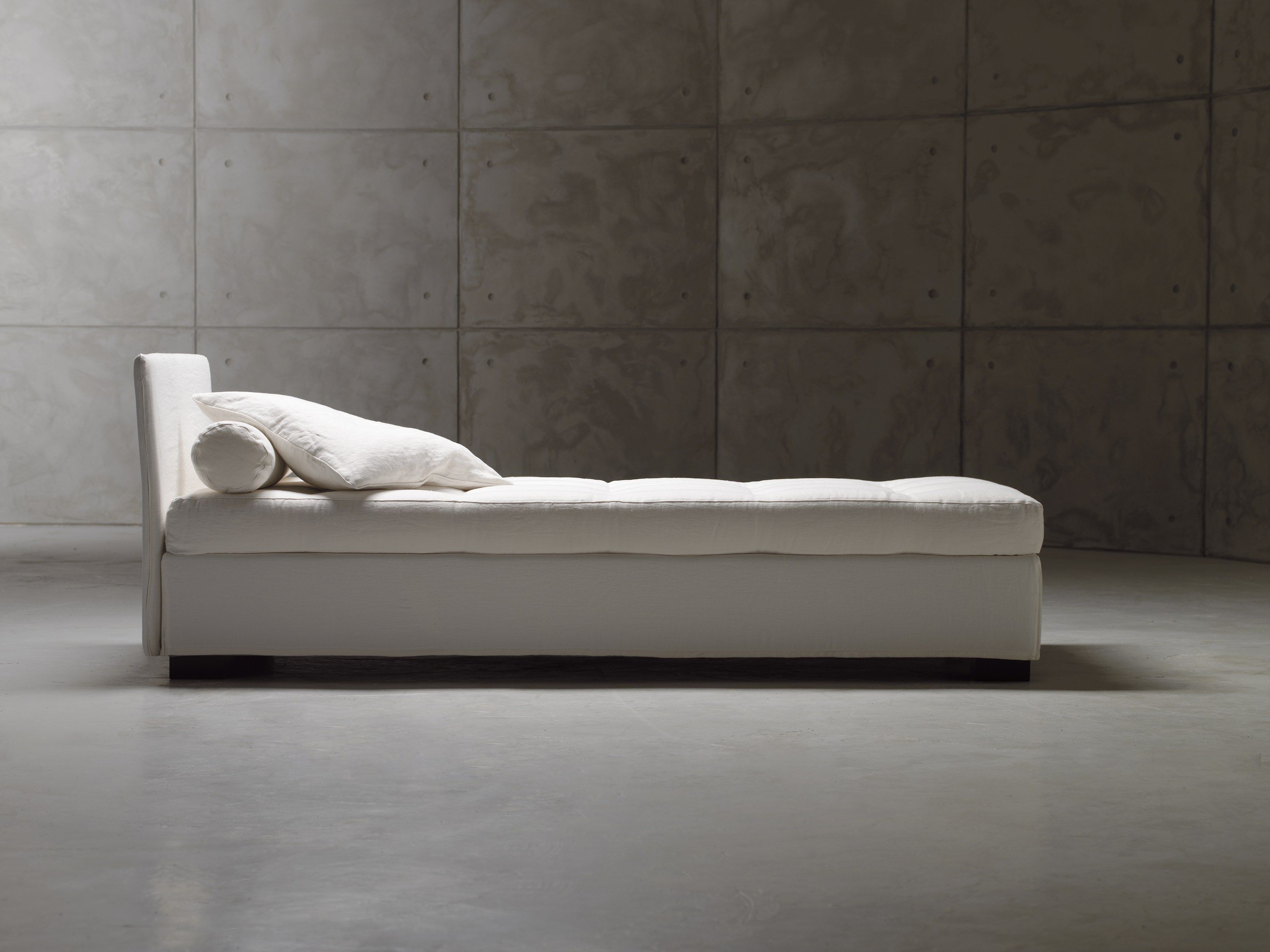 Одноместный диван-кровать из ткани Casamania & Horm Фиджи ARCH-00118398 - Вид №12