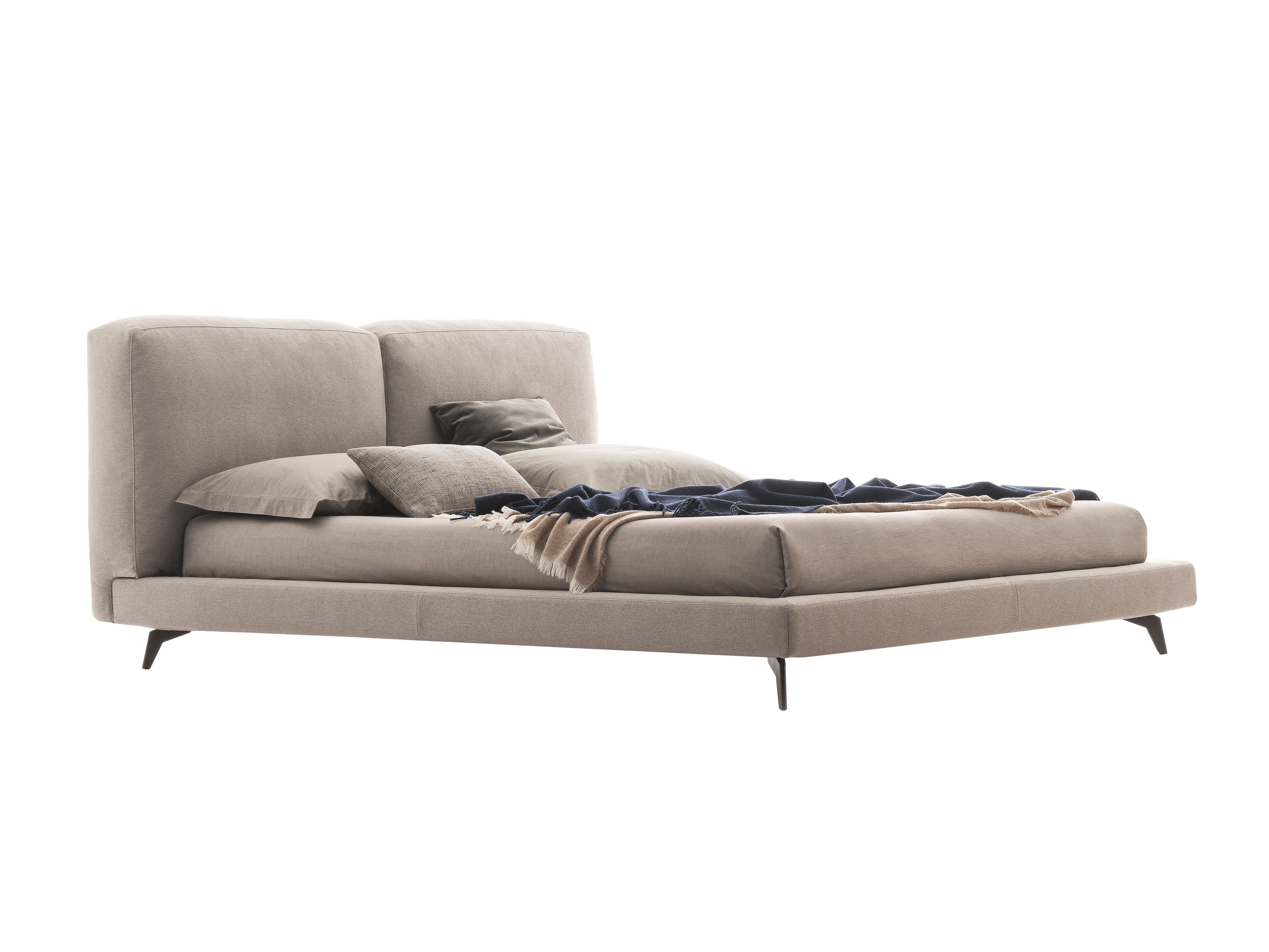 Тканевая кровать с мягким изголовьем Ditre Italia SOUND ARCH-00149200