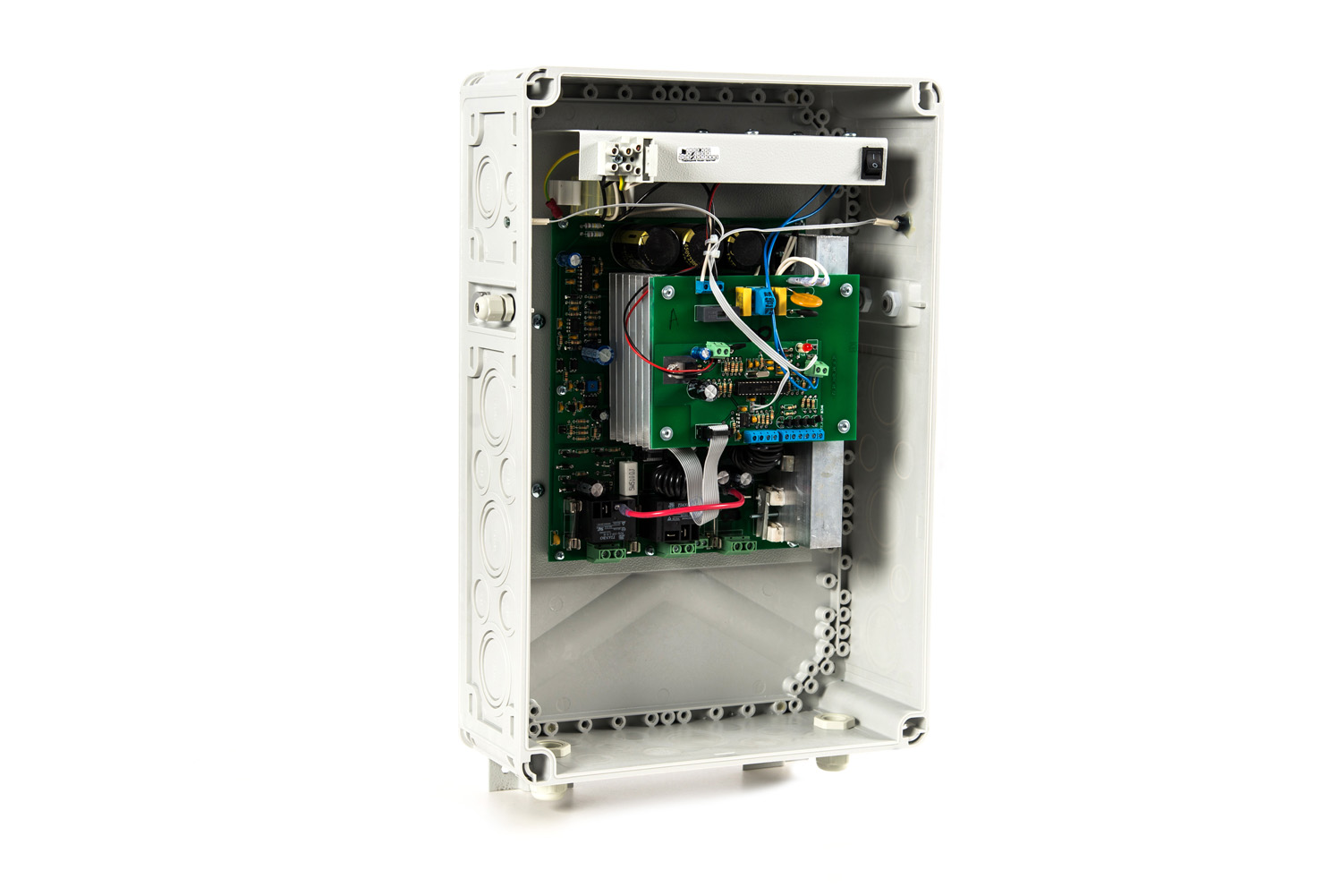 SKAT-V.24DC-18 var.5 Skat-v.24dc-18 version 5 power supply, 24v, 18a, 5 "ok", 2 external batteries 26-200ah Бастион  - Вид №4