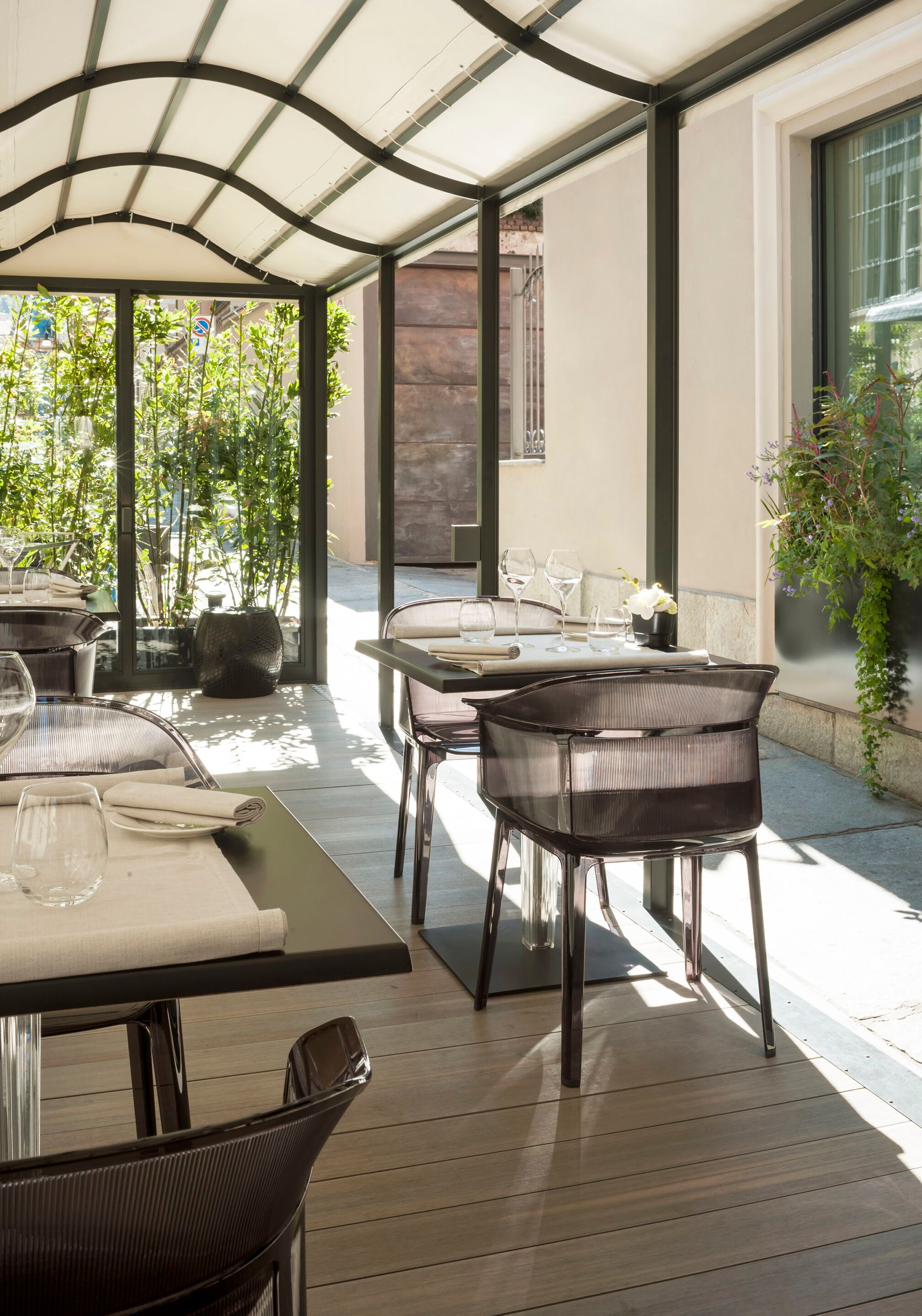 Штабелируемый стул из поликарбоната с подлокотниками Kartell PAPYRUS ARCH-00062058 - Вид №3