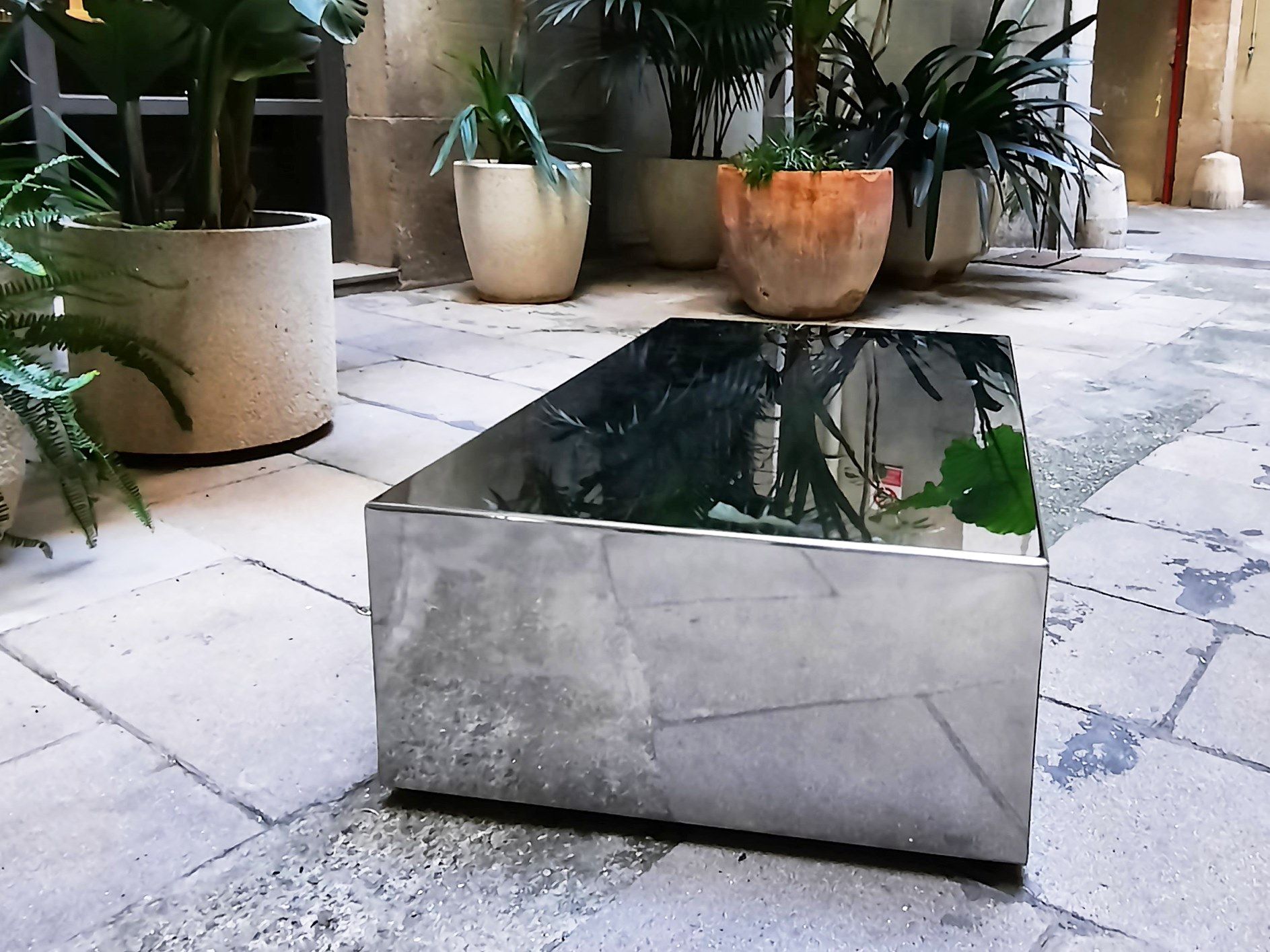 Прямоугольный журнальный столик из нержавеющей стали ICI ET LÀ Metal furniture ARCH-00081461 - Вид №2