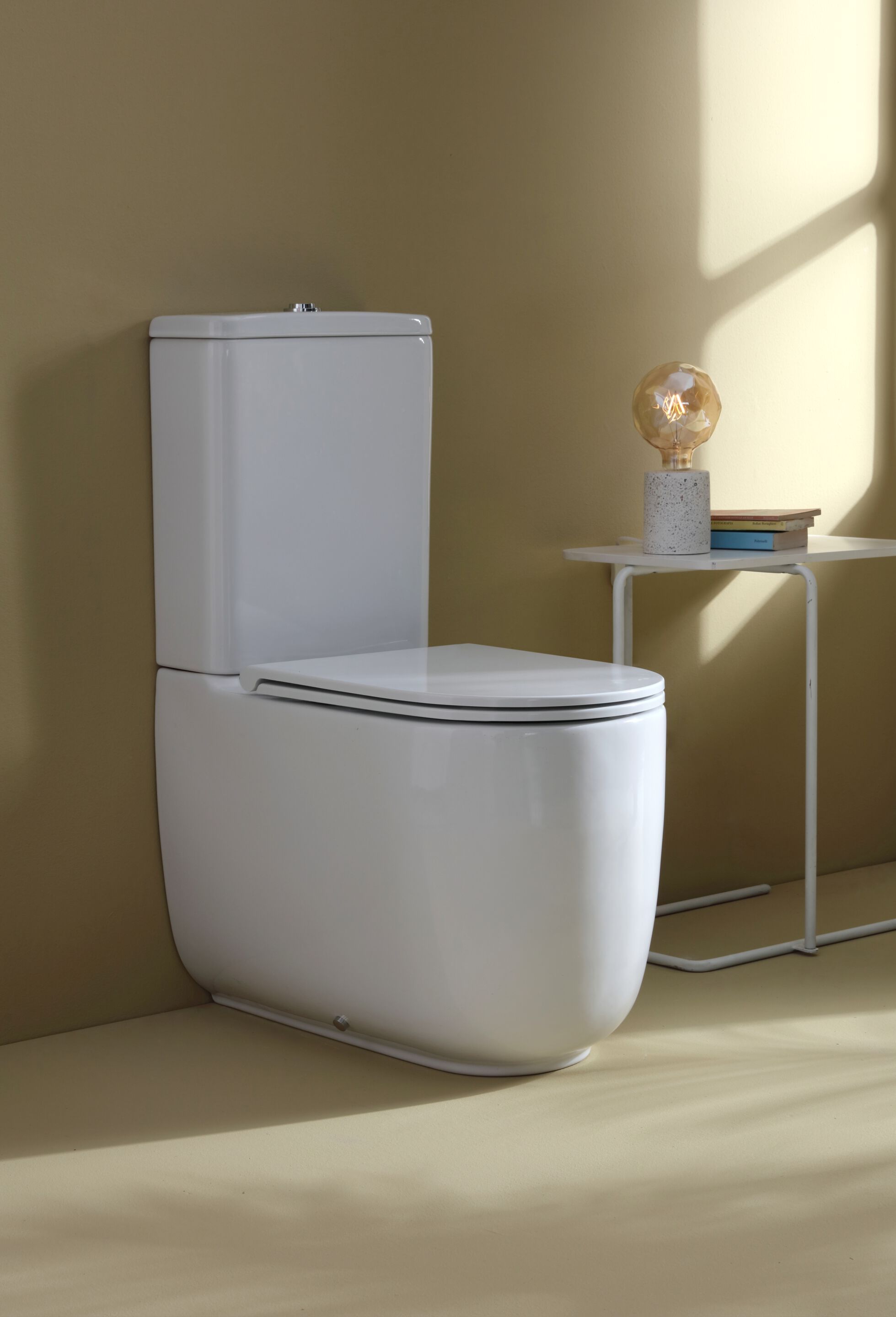 Цельный туалет в напольном стекле Olympia Ceramica Milady ARCH-00135561 - Вид №2