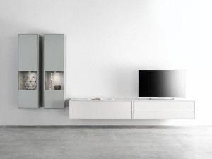 Стена установленная оборудованная стена