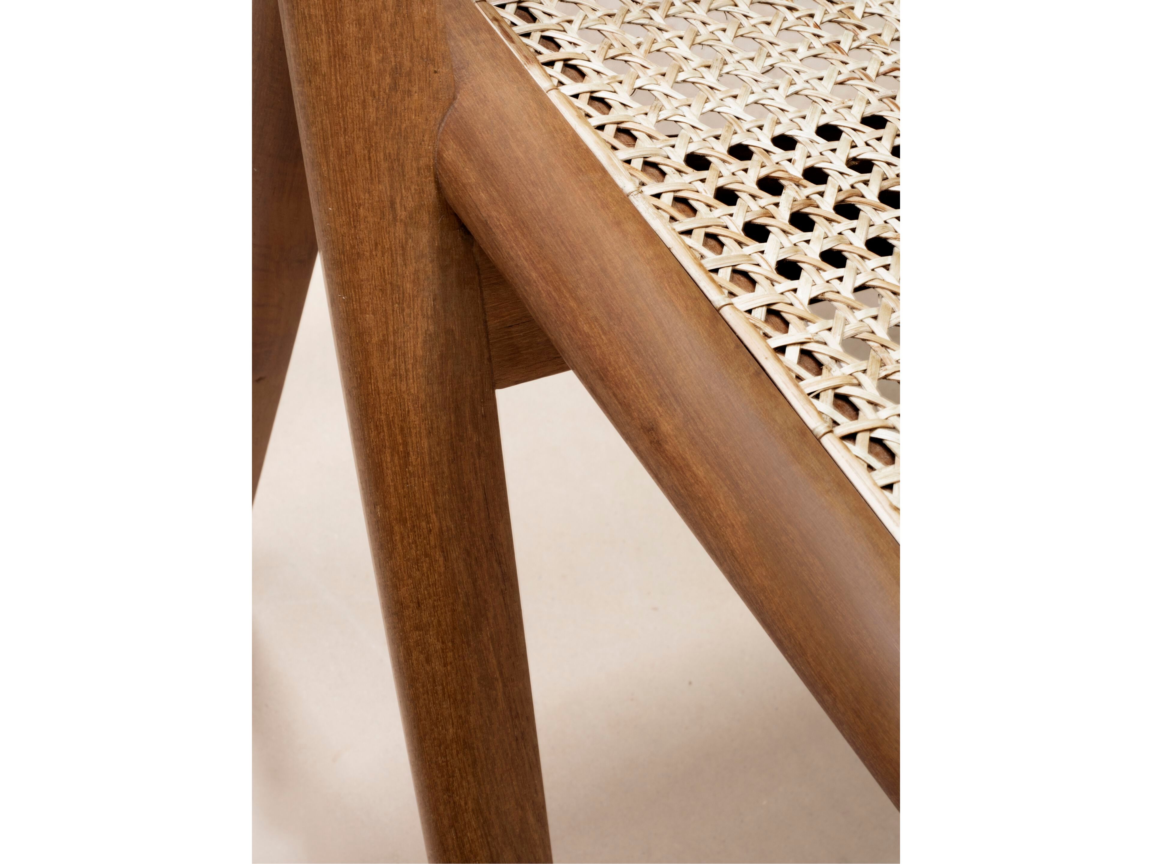 Стул из тикового дерева без подлокотников Phantom Hands Muṅgāru ARCH-00096624 - Вид №5