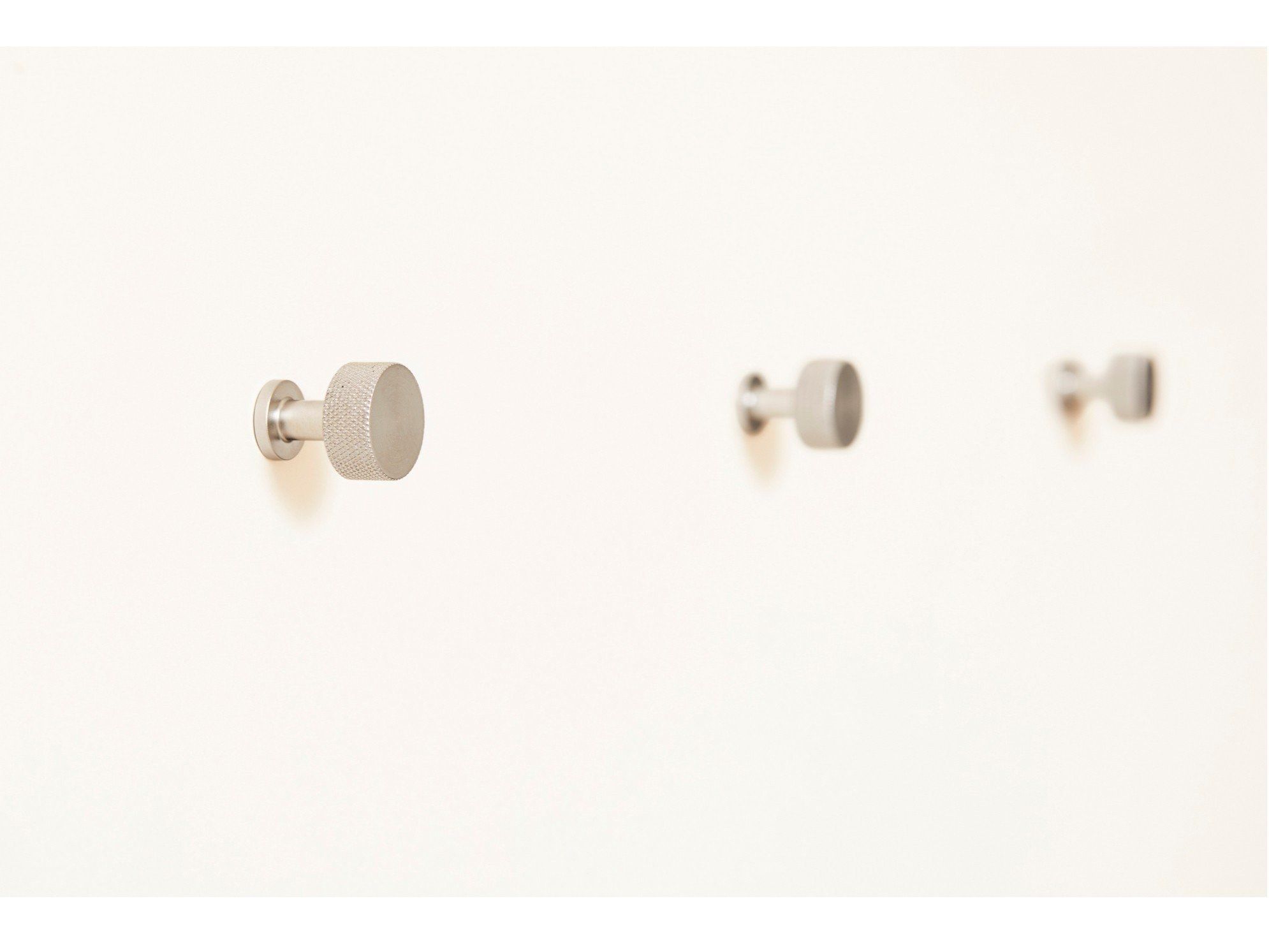 Стальная вешалка / ручка Form & Refine Angle ARCH-00116827 - Вид №2