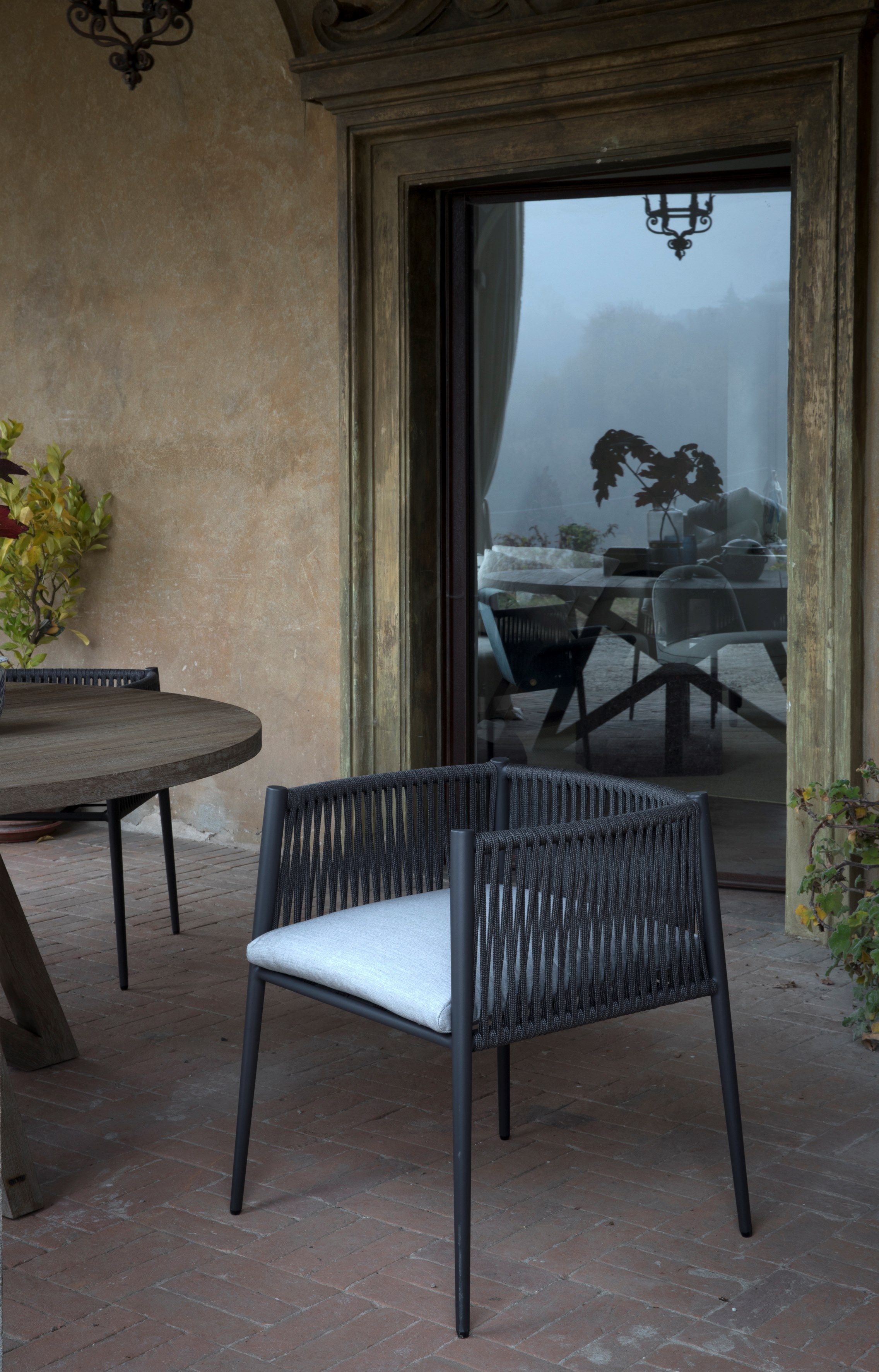 Алюминиевый садовый стул с подлокотниками Unopiù свет ARCH-00078881 - Вид №1