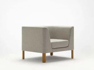 Ross Gardam Кресло из ткани с подлокотниками Tailored