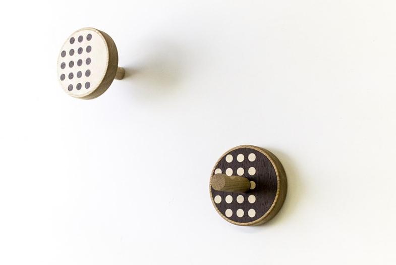 LIGNIS® Пара плечиков из инкрустированной древесины Inverso 13.001 - Вид №1