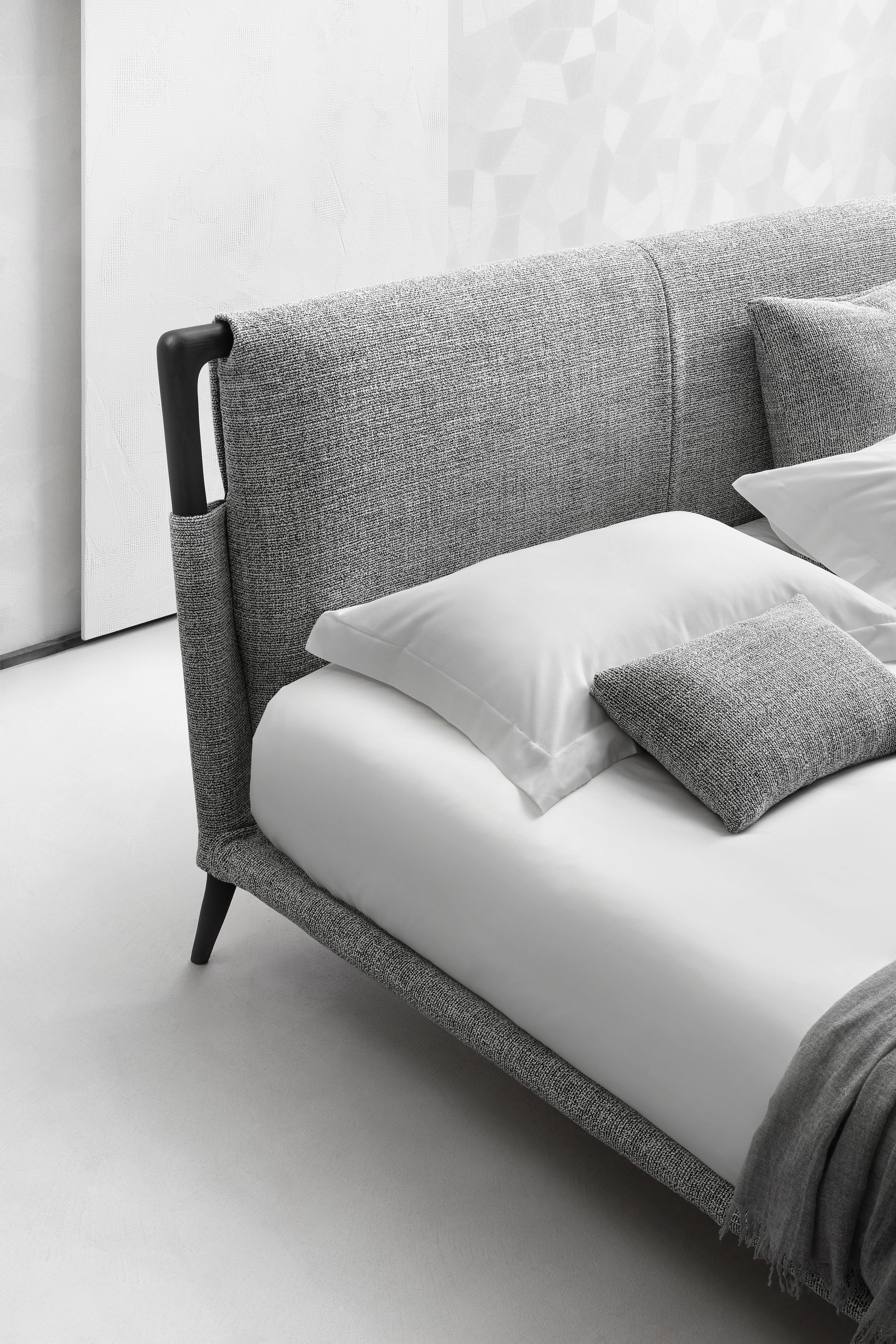 Двуспальная кровать с мягким изголовьем Flou Gaudí ARCH-00040041 - Вид №8