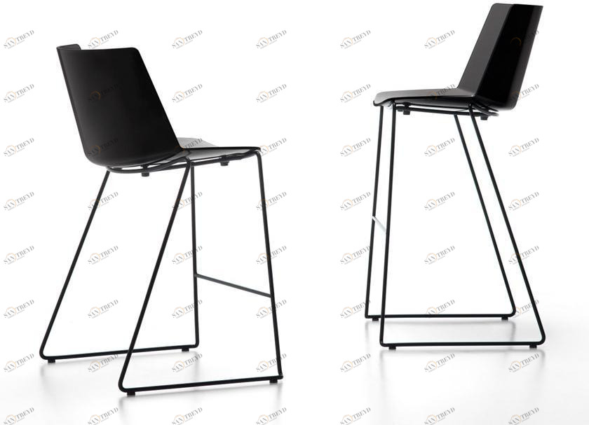 MDF Italia Табурет из полипропилена на санках со спинкой Aïku sun-id-1366266