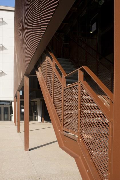 METAL DEPLOYE Парапет из вспененного металла для лестниц sun-id-1480582 - Вид №2