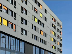 SERGE FERRARI Техническая ткань с микроперфорацией для защиты от солнца Soltis®