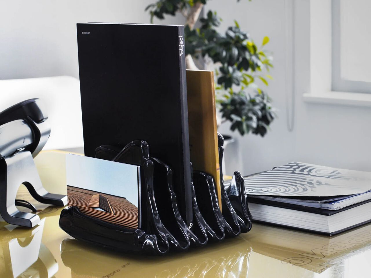 Стеклянные форзацы PlusObject BOOK STAND ARCH-00049593