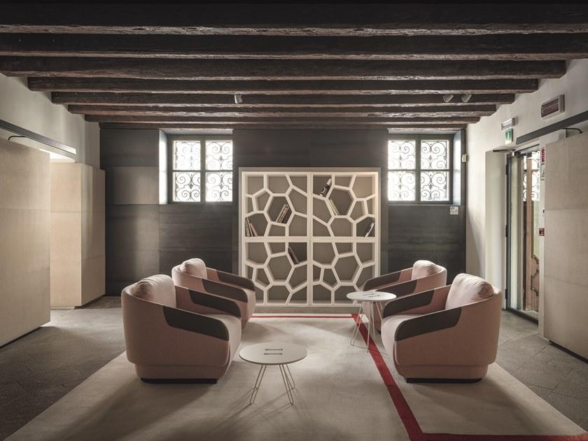 Casamania & Horm Кресло из ткани или кожи с подлокотниками Worn sun-id-1464523 - Вид №1