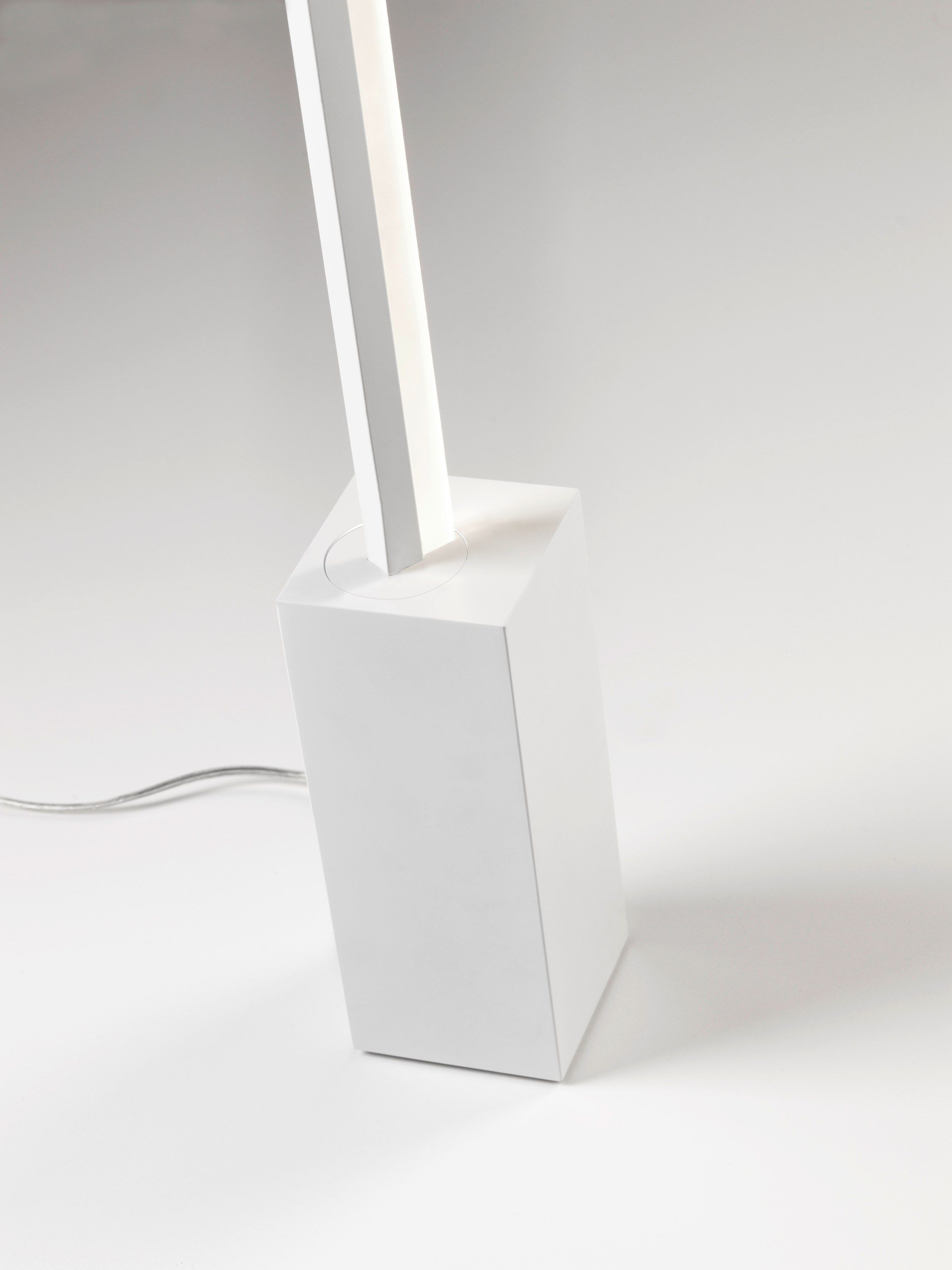 Алюминиевый регулируемый светодиодный торшер LedsC4 Circ ARCH-00020331 - Вид №2