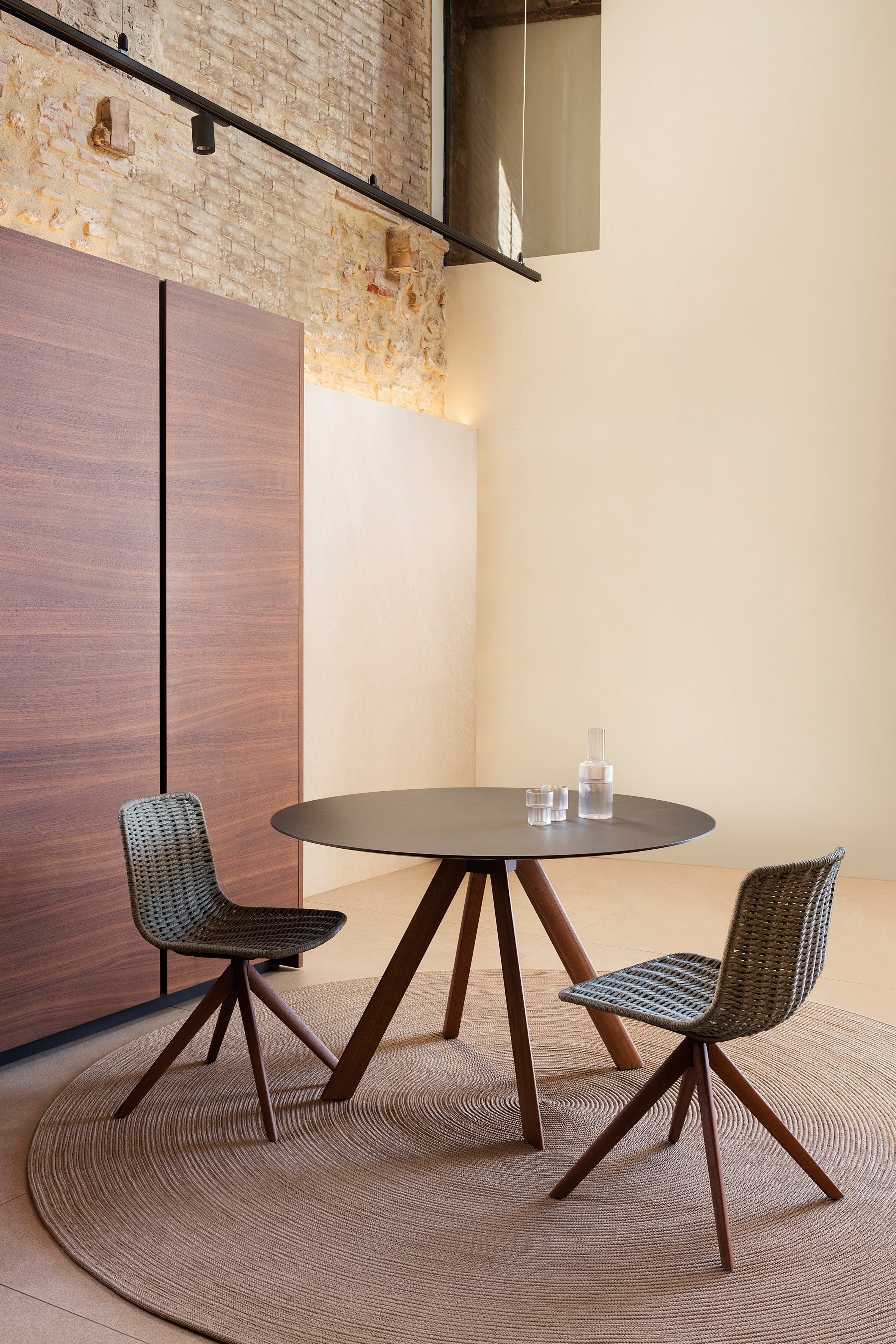 Круглый садовый стол EXPORMIM ATRIVM ARCH-00128829 - Вид №1