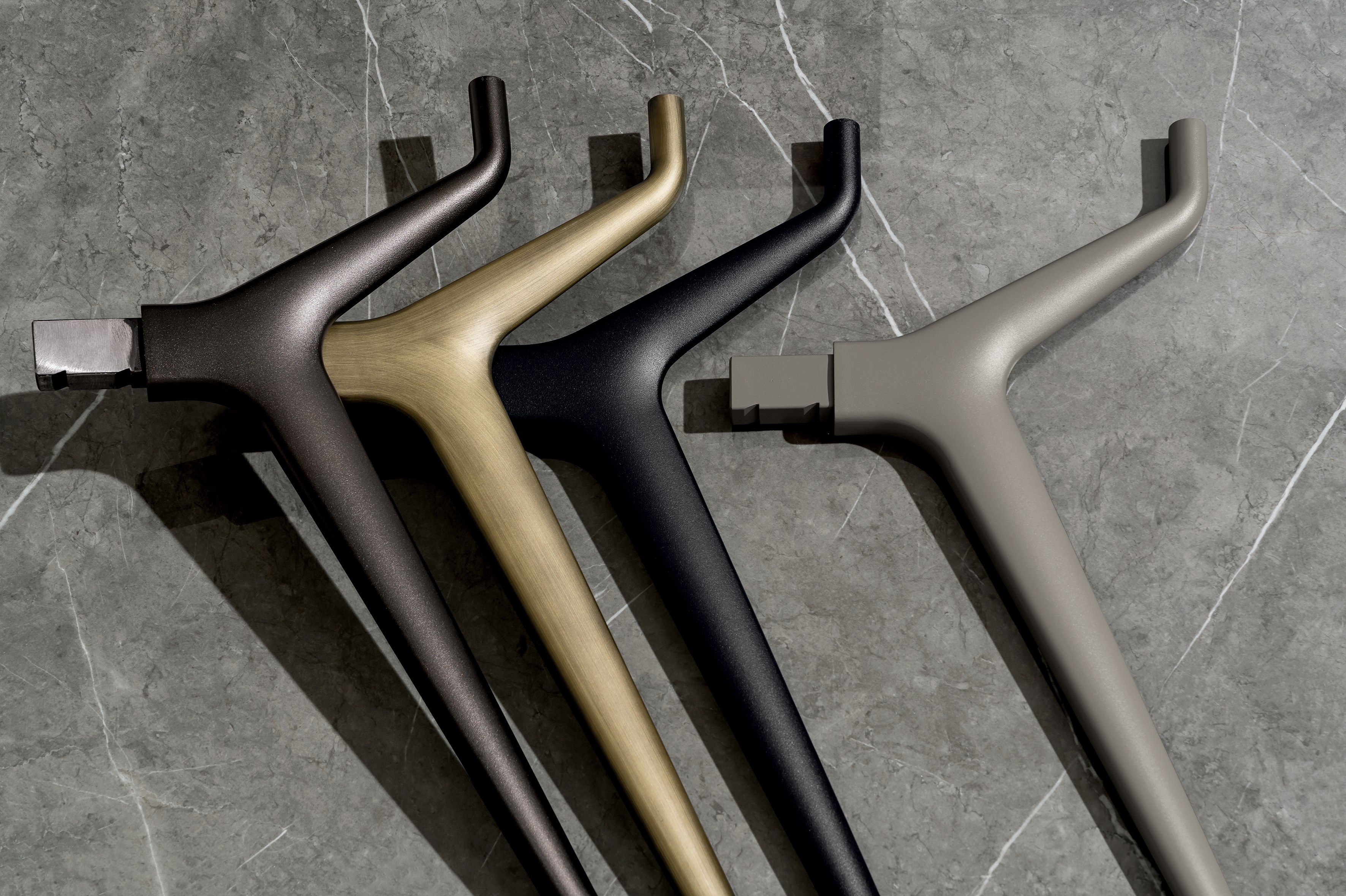 Алюминиевый и стеклянный обеденный стол Sovet Italia Arkos ARCH-00111035 - Вид №2