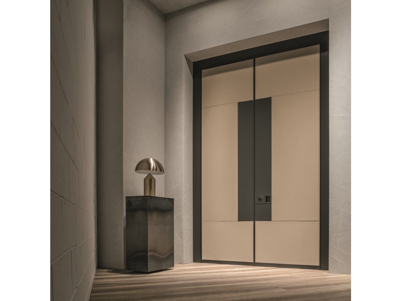 Двухстворчатая бронированная дверь с кожаной отделкой Oikos Tekno ARCH-00110522 - Вид №1