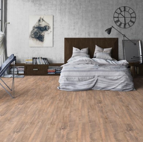 Виниловый ламинат Tarkett Lounge Woody Дуб с брашью (Текстурированная) 914,4х152,4/101,6 мм 1000901242 - Вид №3