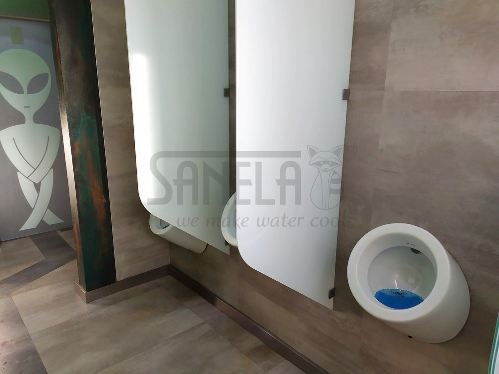 01821 Писсуар WCA с радарным устройством смыва, 6 В (plug & play) SANELA  - Вид №2