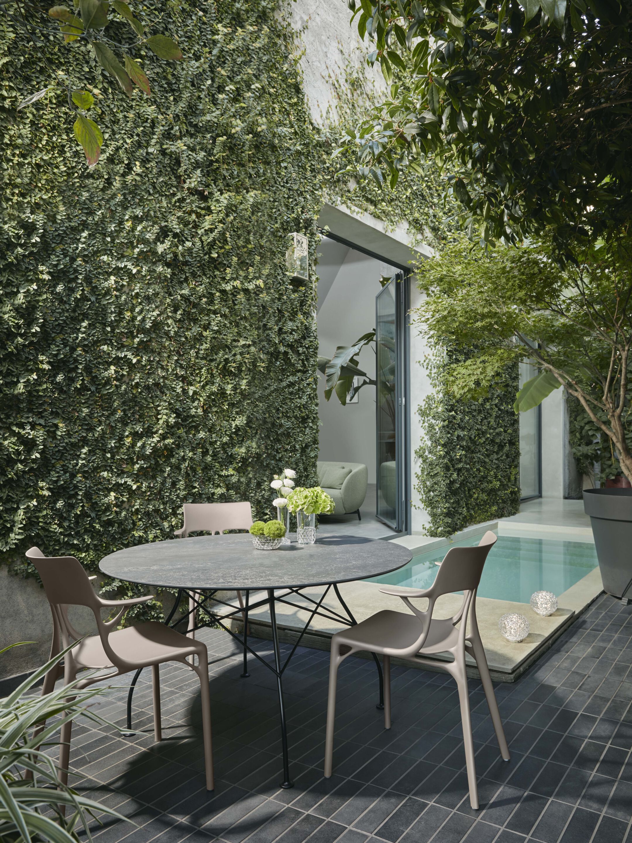 Круглый обеденный стол из керамогранита Kartell GLOSSY ARCH-00051866 - Вид №3