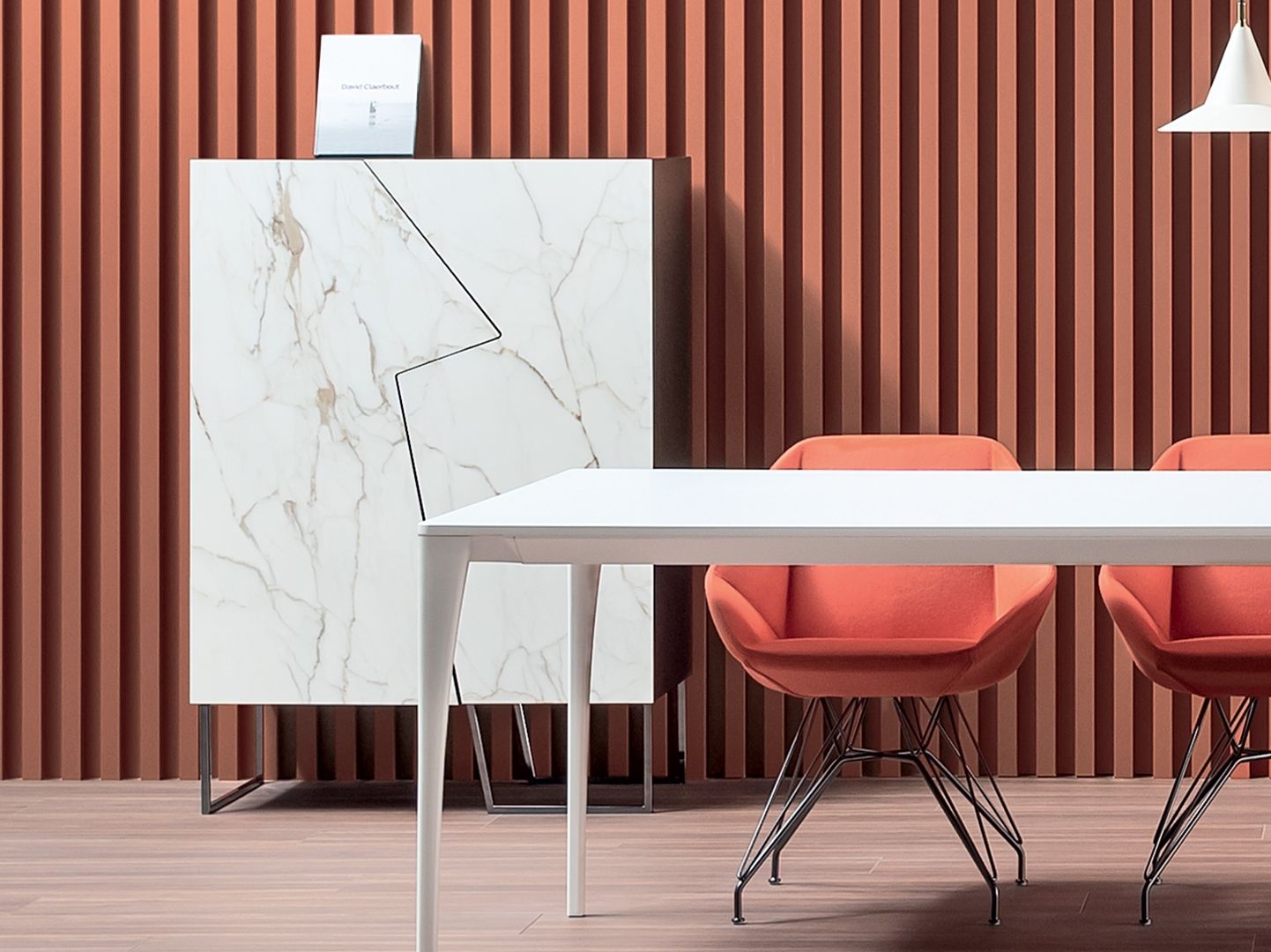 Деревянный шкаф с распашными дверцами BONALDO Doppler ARCH-00137675