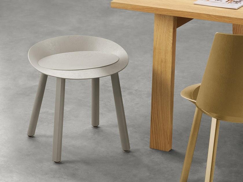 e15 Лакированный табурет из фанерованной древесины  St13  - Вид №2