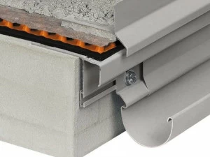 Schlüter-Systems Алюминиевый водосточный желоб Profili per bordi di balconi e terrazzi