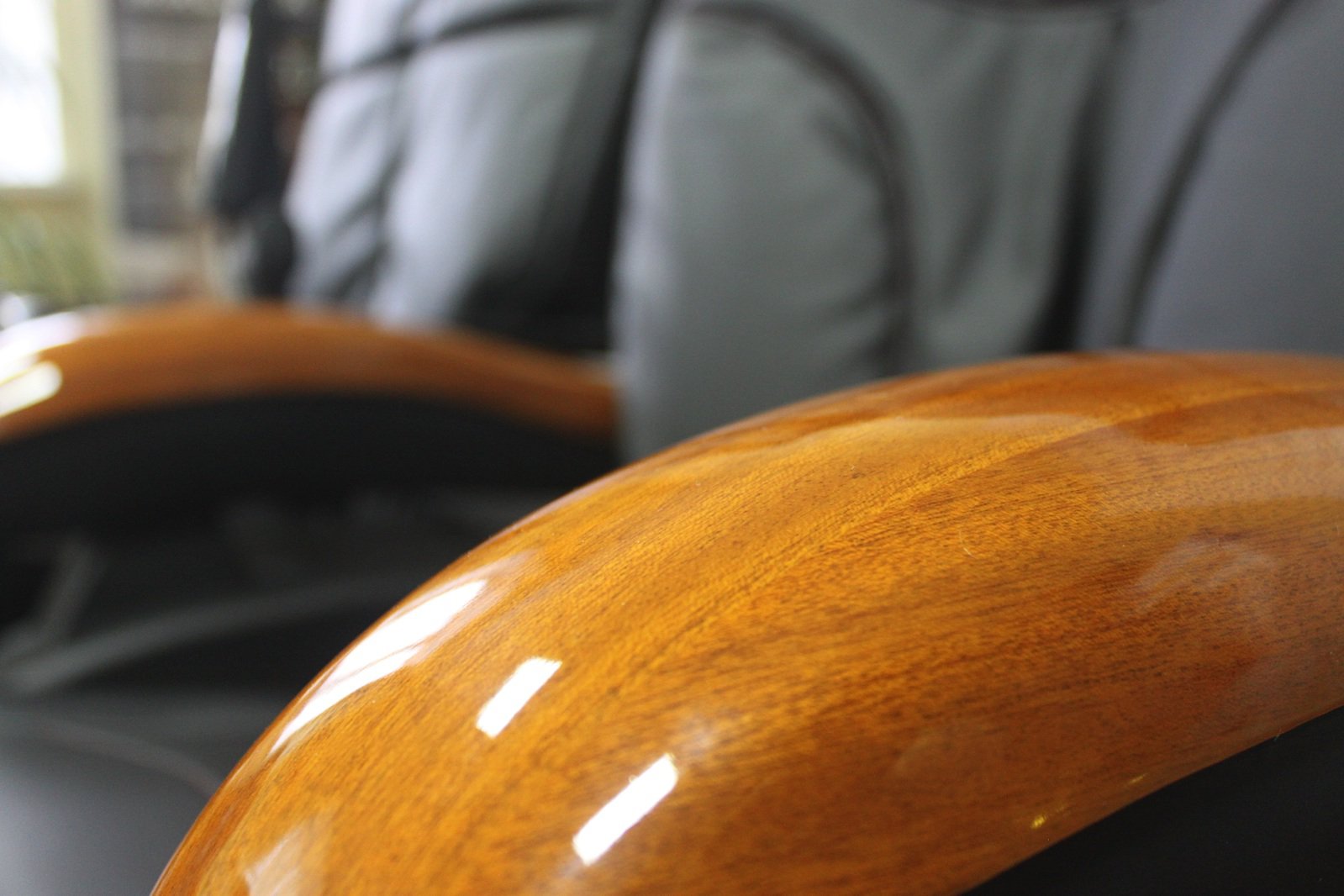 MagicRest SL-A24 Массажное кресло Santreyd  - Вид №3